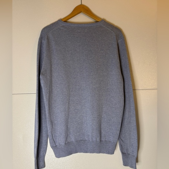 J. Crew Men's Light Gray Crewneck & Light Blue V Neck Cotton Sweaters both SZ M - Picture 6 of 9